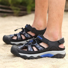 Classic  Men Sandals Fashion Large Size Beach Sandals  Breathable Casual  Outdoor Non-slip