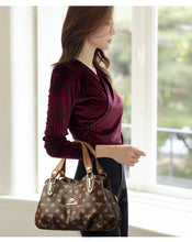 Women's Genuine Leather Portable Women's Bag 2025 New Arrival Fashion Large Capacity Versatile Messenger Bag Soft Leather Mom Bag for the Middle-Aged