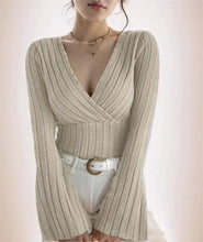 Women's Fall and Winter Long-sleeved Tops, V-neck  Slim Striped Women's Tops, Long-sleeved T-shirt Knitted Bottoming Shirt