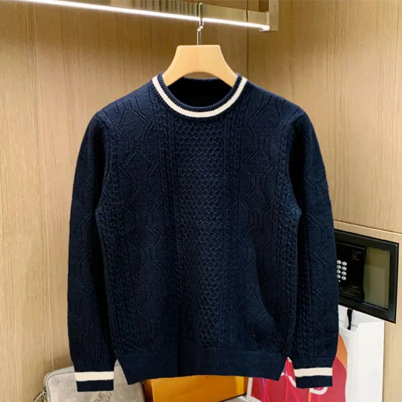 2025 Winter New Fashion Twist Knitted Sweater Men Trendy Casual Solid Color Warm Versatile Handsome Men Sweater