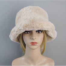 2025 New Style Fake Rabbit Fur Hats Super Soft Women Winter Hat Cotton Lining Warm Russian Fashion Ski Beanies Plush Solid Color