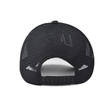 Fashionable high-top hat for men, with a large mesh and breathable design, suitable for outdoor activities and versatile