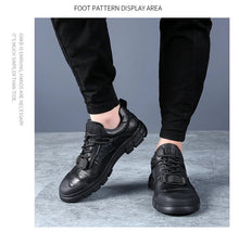 Genuine Leather Sneakers Men's Shoes Outdoor Casual Hiking Shoes Soft Soled Anti-skid Mountaineering Shoes Men Zapatillas Hombre