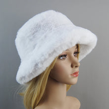2025 New Style Fake Rabbit Fur Hats Super Soft Women Winter Hat Cotton Lining Warm Russian Fashion Ski Beanies Plush Solid Color