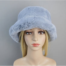 2025 New Style Fake Rabbit Fur Hats Super Soft Women Winter Hat Cotton Lining Warm Russian Fashion Ski Beanies Plush Solid Color