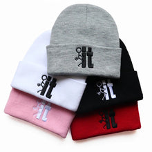 Winter Knitted Hat Fashion Trend Gothic IP Embroidery Solid Color Bean Hat Warm Leisure Beret Outdoor Skull Hat Men and Women