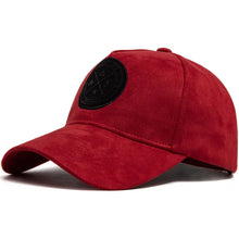 New Round Leather Labels Trendy Suede Hats for Men Baseball Caps Men's Versatile Sun Hats Women's Hip-hop Caps Outdoor Shade