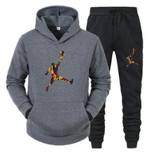 Men's fashion casual sportswear, outdoor fitness jogging set, autumn and winter pullover hoodie + warm pants two-piece