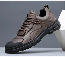 Genuine Leather Sneakers Men's Shoes Outdoor Casual Hiking Shoes Soft Soled Anti-skid Mountaineering Shoes Men Zapatillas Hombre