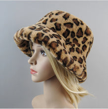 2025 New Style Fake Rabbit Fur Hats Super Soft Women Winter Hat Cotton Lining Warm Russian Fashion Ski Beanies Plush Solid Color