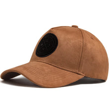 New Round Leather Labels Trendy Suede Hats for Men Baseball Caps Men's Versatile Sun Hats Women's Hip-hop Caps Outdoor Shade
