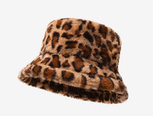 Hat Woman Winter Show Face Little Leopard Print Fisherman Hat Woman Versatile Warm Pot Hat Ins Plush Bucket Hat