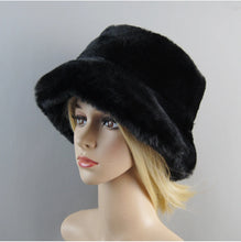 2025 New Style Fake Rabbit Fur Hats Super Soft Women Winter Hat Cotton Lining Warm Russian Fashion Ski Beanies Plush Solid Color