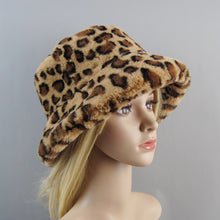 2025 New Style Fake Rabbit Fur Hats Super Soft Women Winter Hat Cotton Lining Warm Russian Fashion Ski Beanies Plush Solid Color