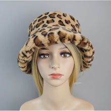 2025 New Style Fake Rabbit Fur Hats Super Soft Women Winter Hat Cotton Lining Warm Russian Fashion Ski Beanies Plush Solid Color