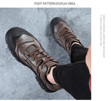 Genuine Leather Sneakers Men's Shoes Outdoor Casual Hiking Shoes Soft Soled Anti-skid Mountaineering Shoes Men Zapatillas Hombre