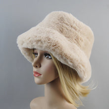 2025 New Style Fake Rabbit Fur Hats Super Soft Women Winter Hat Cotton Lining Warm Russian Fashion Ski Beanies Plush Solid Color