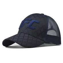 Fashionable high-top hat for men, with a large mesh and breathable design, suitable for outdoor activities and versatile