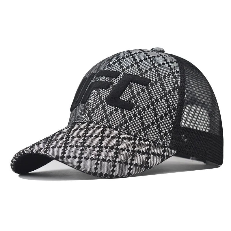 Fashionable high-top hat for men, with a large mesh and breathable design, suitable for outdoor activities and versatile