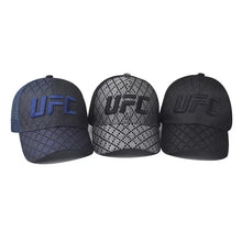 Fashionable high-top hat for men, with a large mesh and breathable design, suitable for outdoor activities and versatile