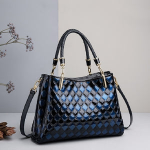 ZOOLER Fashion Genuine Leather Shoulder Bags for Ladies Pattern light Color Female Tote Bag Roomy Commuting Bags Winter LT332